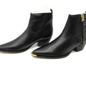 Schutz size 6.5 Traci Boots Black